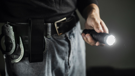 Latarka taktyczna Dobermann Pro Ciepły 1400 lm