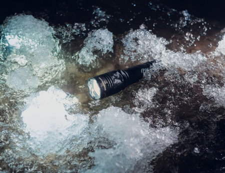 Latarka taktyczna Dobermann Pro Biały 1500 lm